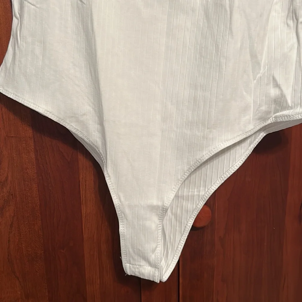 Bodysuit - Picture 3 of 4